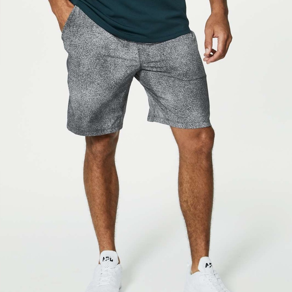 Lululemon Pace Breaker Linerless 9” Shorts Size Medium